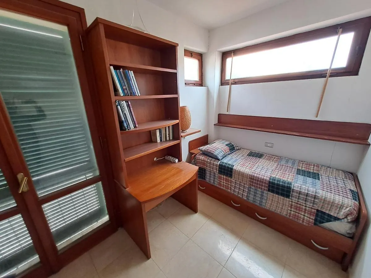 Apartament Appartamento Perla - Terrazza Fronte Mare E Aria Condizionata Marina di Campo Włochy