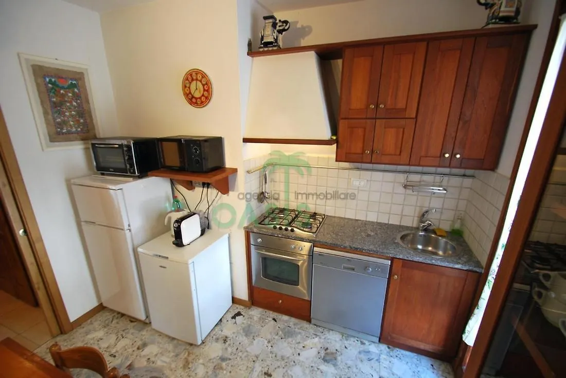 Appartamento Perla - Terrazza Fronte Mare E Aria Condizionata Marina di Campo Lägenhet