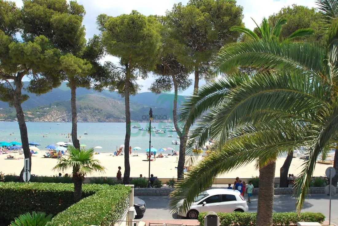 Lägenhet Appartamento Perla - Terrazza Fronte Mare E Aria Condizionata Marina di Campo Italien