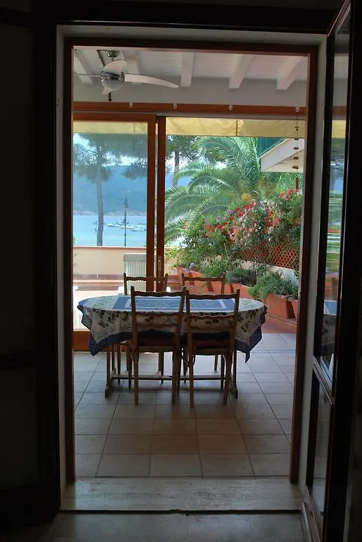 Lägenhet Appartamento Perla - Terrazza Fronte Mare E Aria Condizionata Marina di Campo